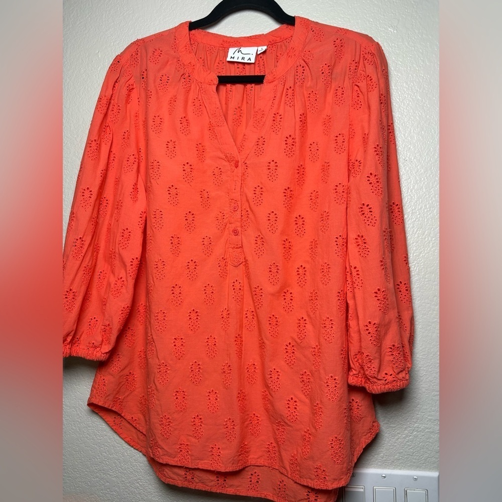 Mira 100% Cotton Orange Eyelet V Neck Functional 3/4 Button Front Tunic. Size L
